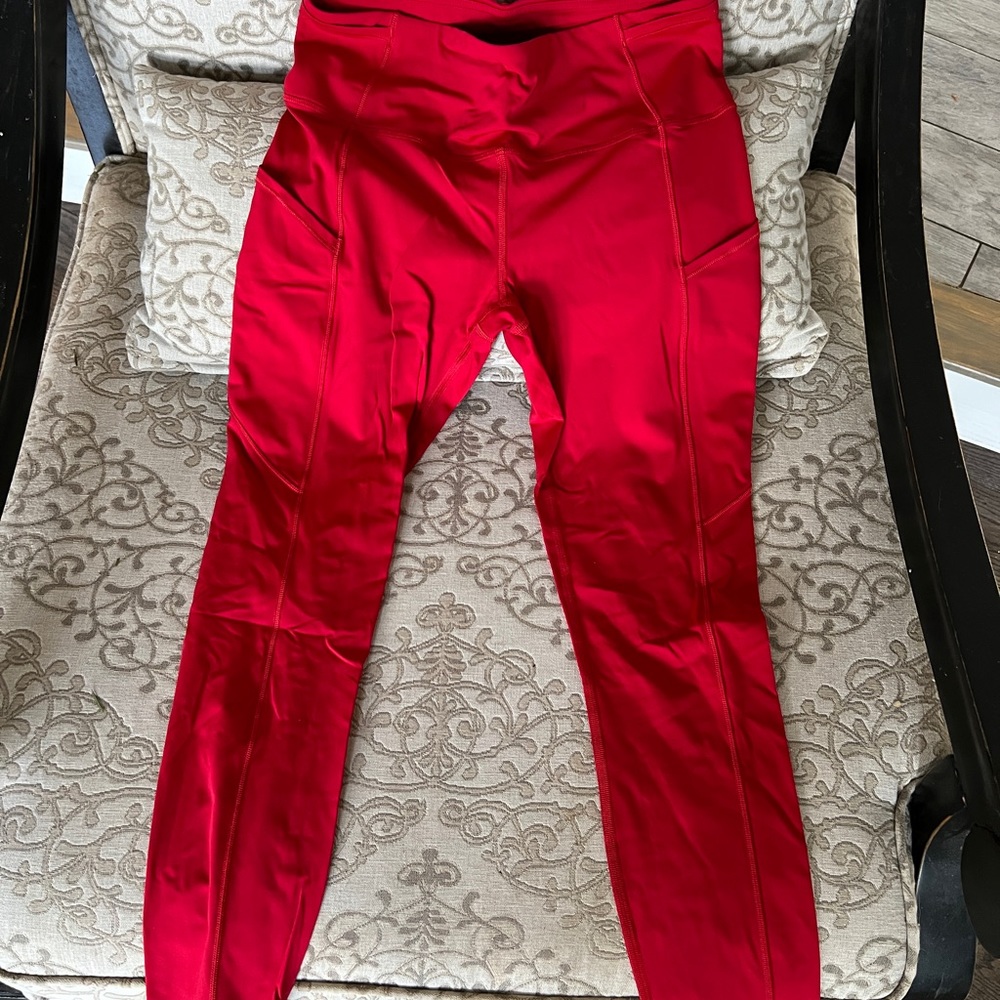 Lululemon Fast and Free Tight, Size 8, 25” Never Worn